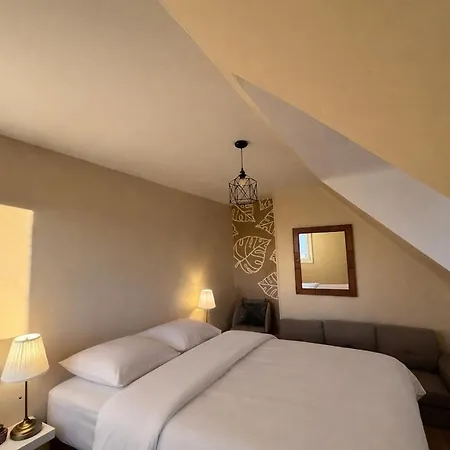 Charmante Maison Moderne Avec Jardin Vakantiehuis Les Monts d'Aunay
