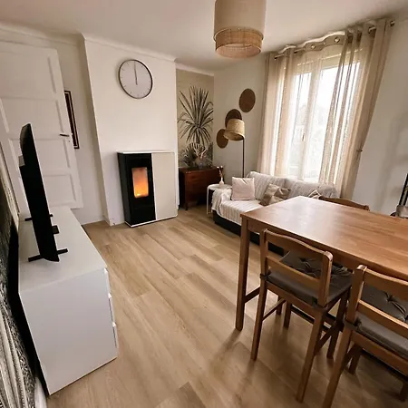 Charmante Maison Moderne Avec Jardin Vakantiehuis